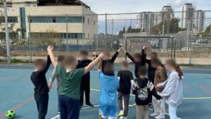 תוכנית חינוכית לפיתוח מיומנויות לילדים באמצעות דרך הכדור והקניית כלים לחיים